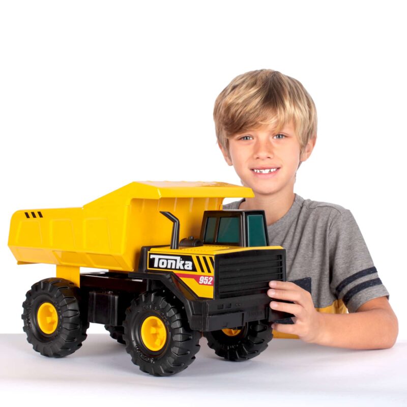 Tonka Mighty Dump Truck - US 8446
