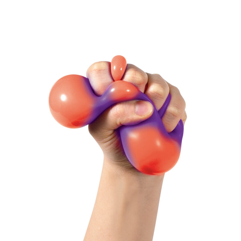 NeeDoh Color Change Squeeze Heart - US 6555